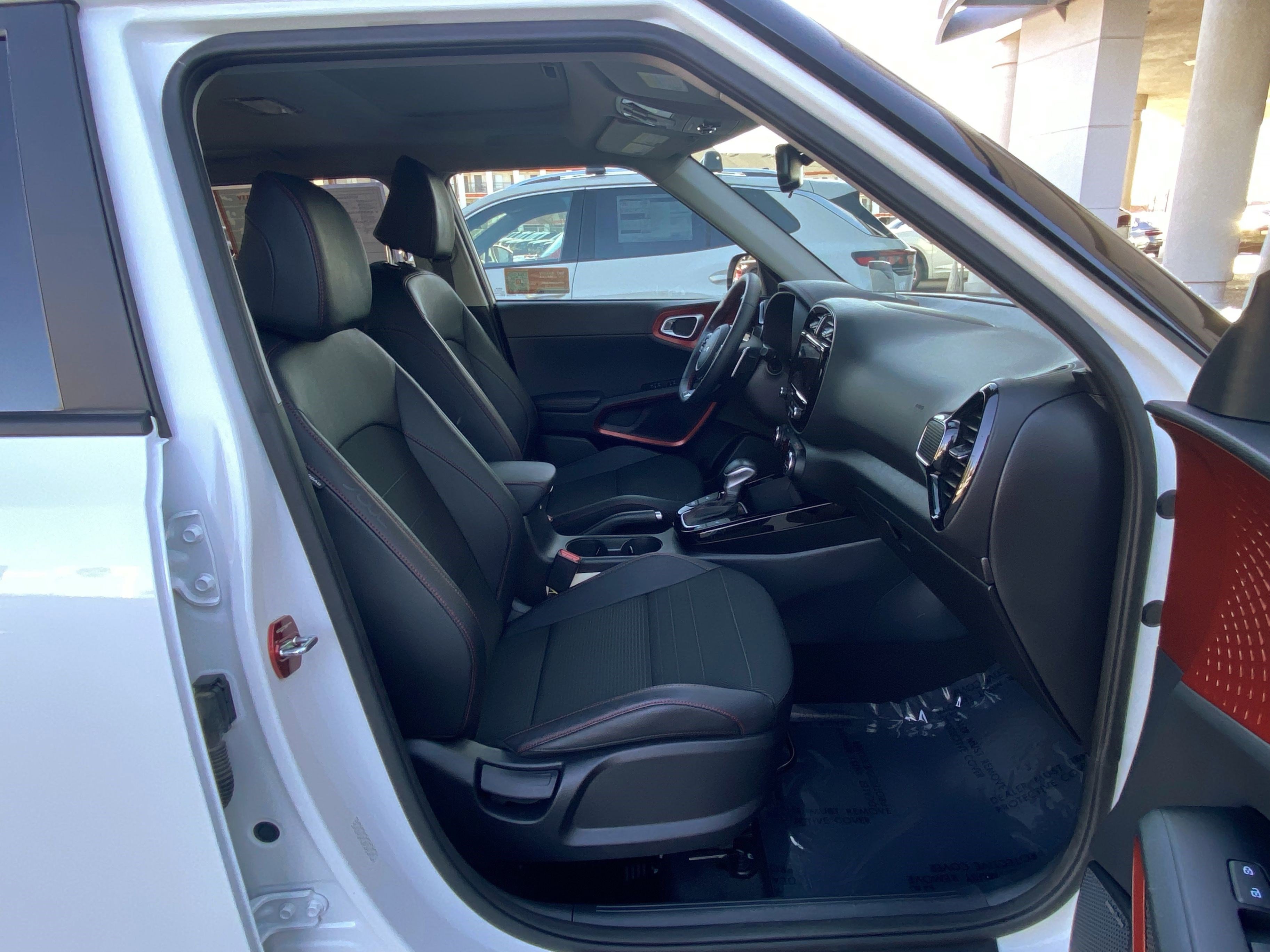 Used 2022 Kia Soul Turbo FWD image 41