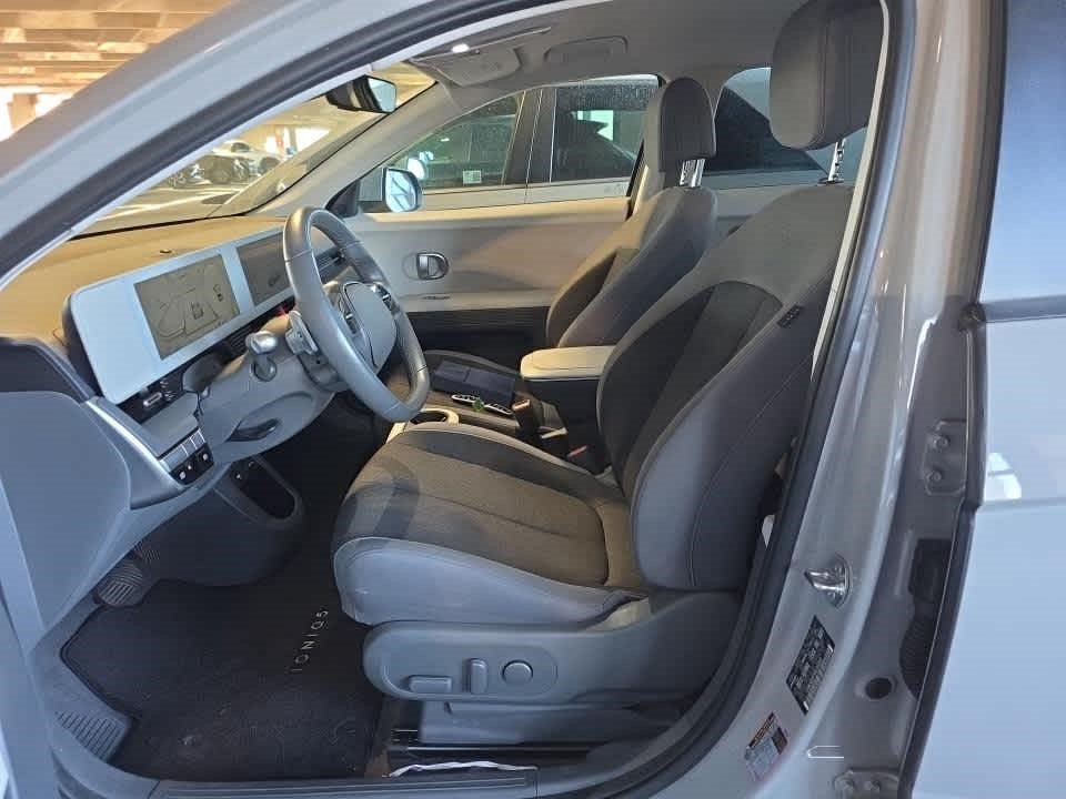 Used 2024 Hyundai Ioniq 5 SEL AWD/4WD image 2