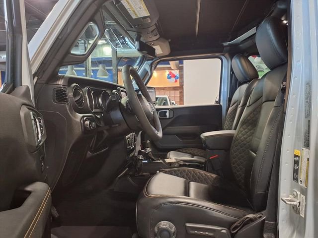 Used 2023 Jeep Wrangler Altitude image 16