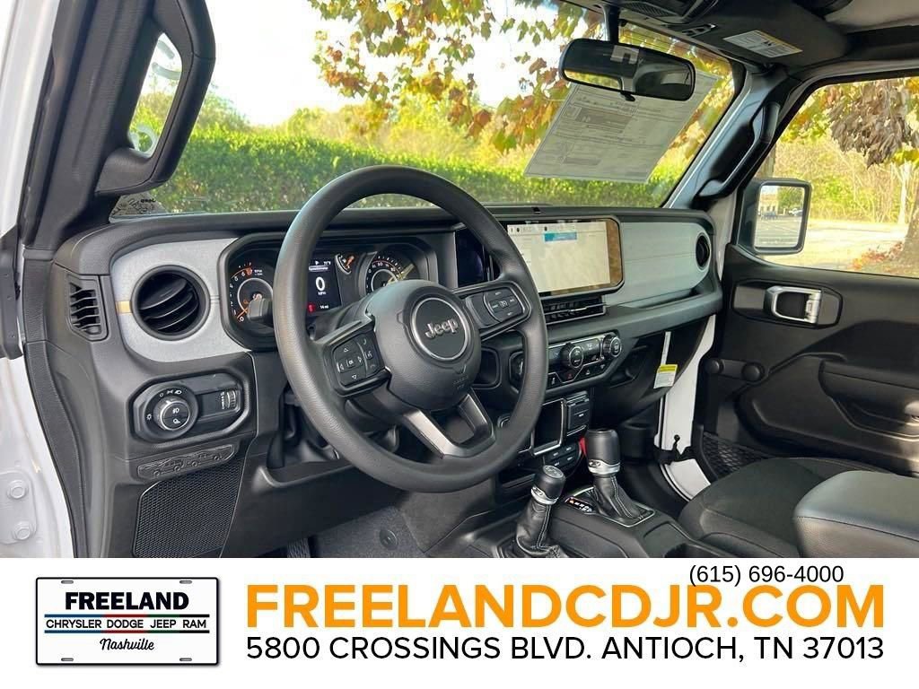 New 2024 Jeep Gladiator Sport image 18