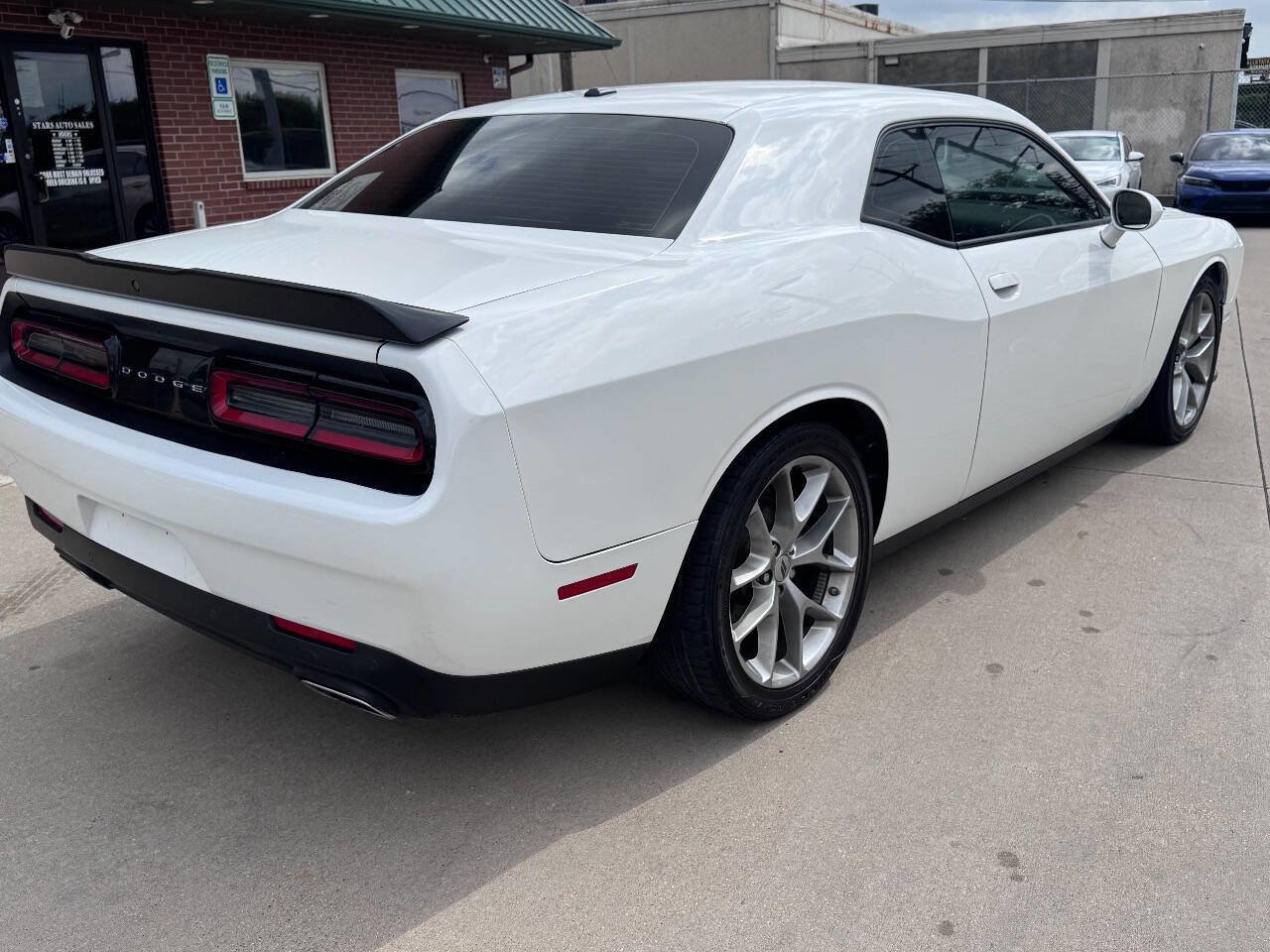 Used 2023 Dodge Challenger GT image 9