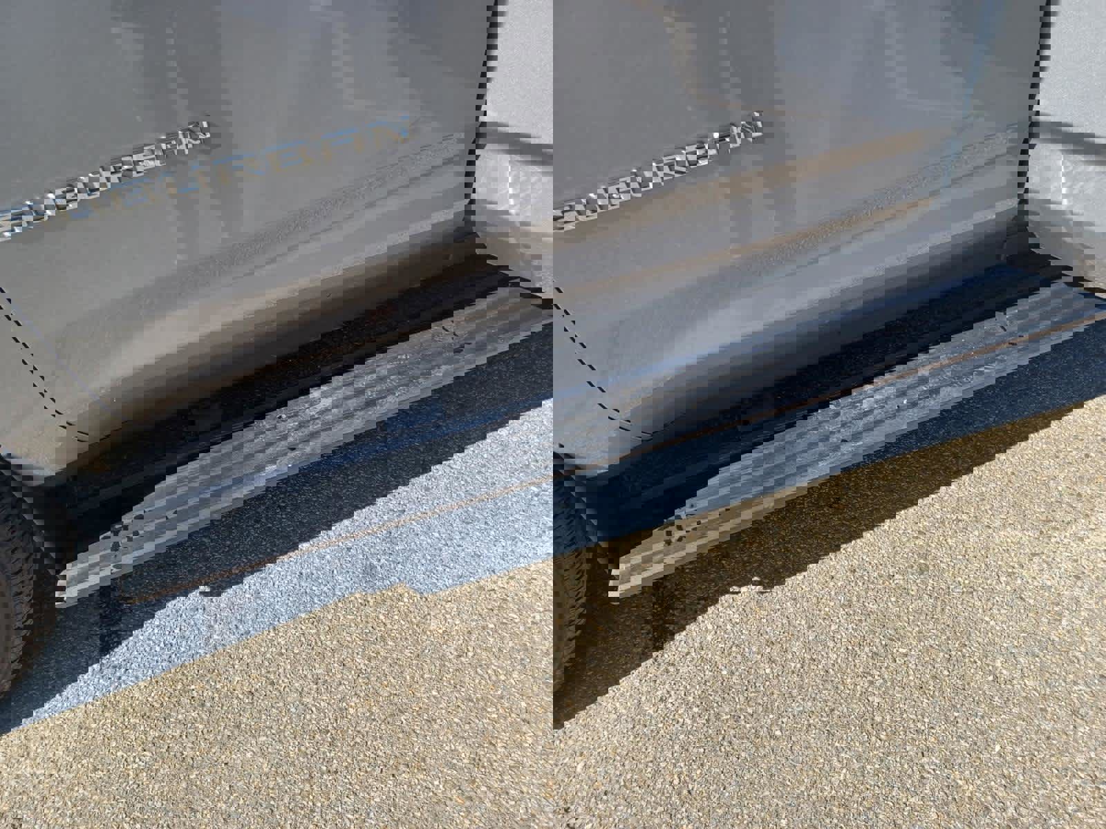 Used 2023 Chevrolet Suburban High Country w/ Premium Package 2 image 21