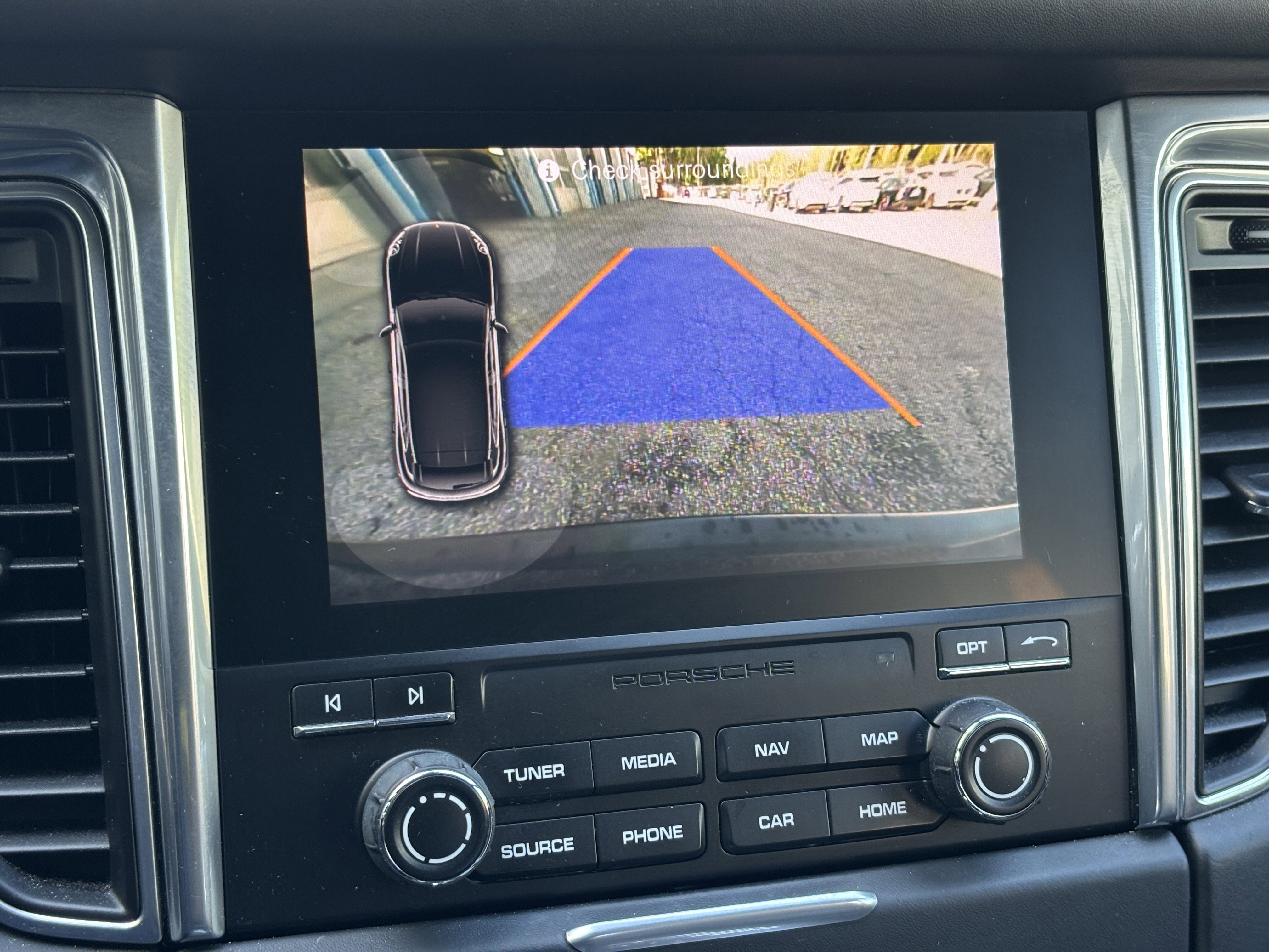 Used 2017 Porsche Macan GTS AWD/4WD image 13