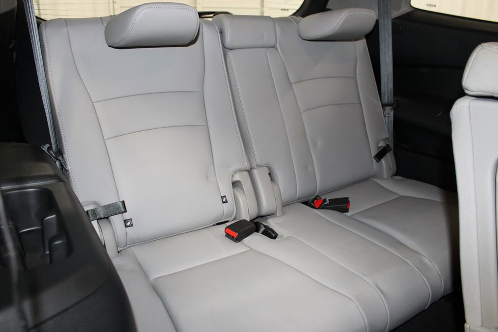 Used 2020 Honda Pilot Touring image 33