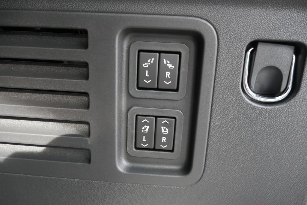 New 2026 Chevrolet Traverse High Country image 31