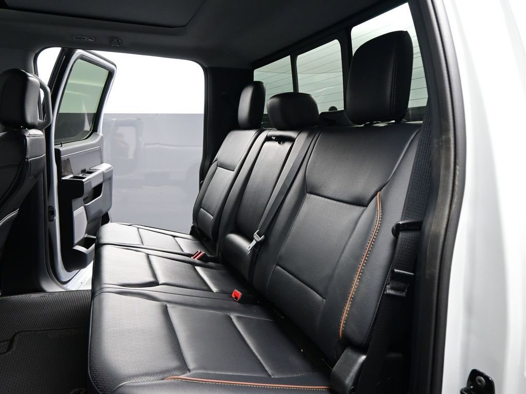 Used 2026 Ford F350 Lariat w/ Black Appearance Package image 28