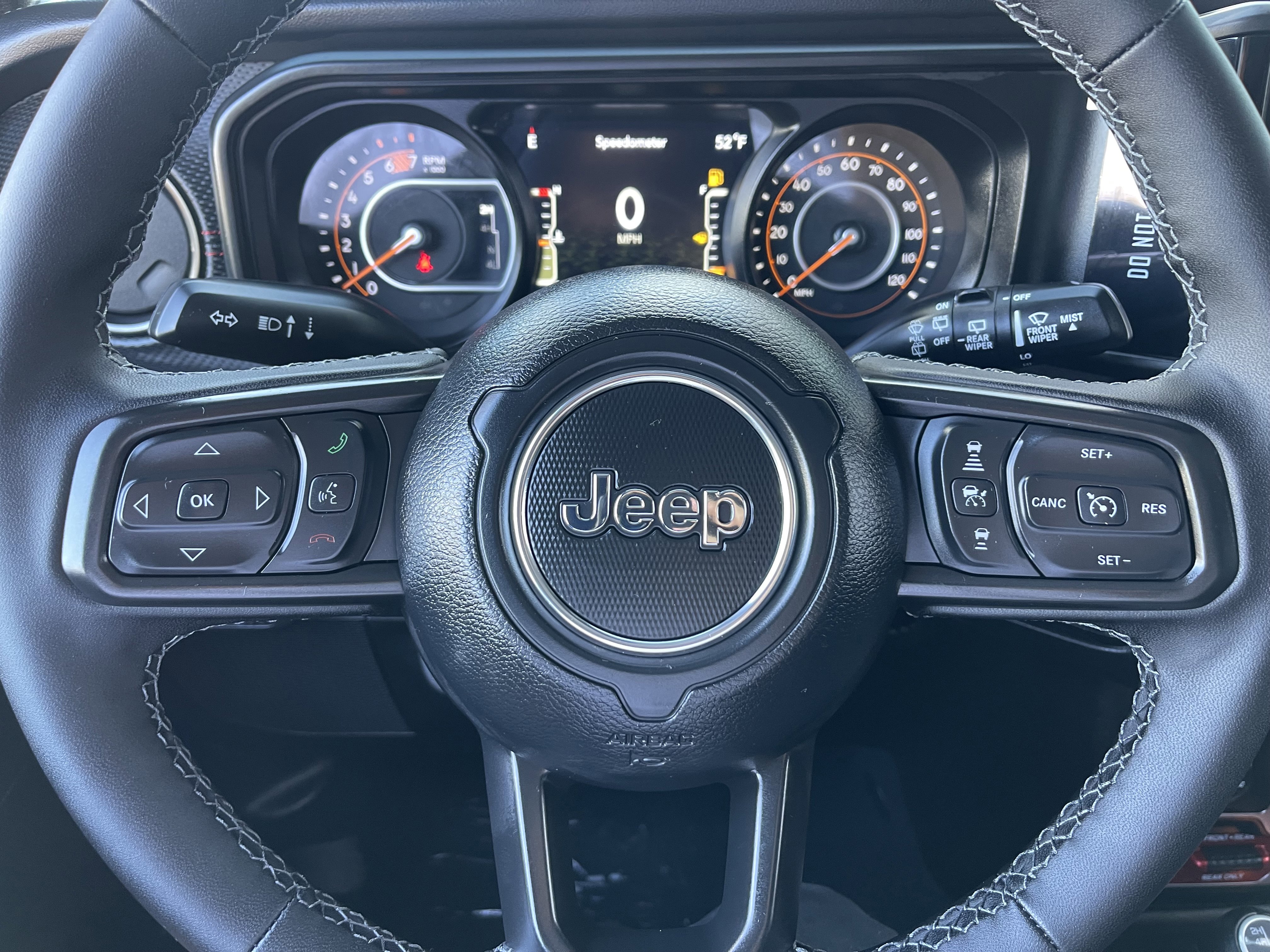 New 2026 Jeep Wrangler Unlimited Rubicon w/ Technology Group image 40