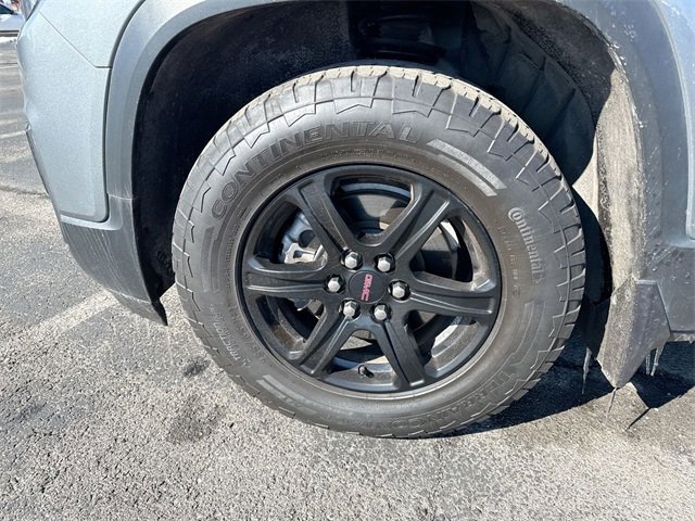 Used 2023 GMC Acadia AT4 w/ Technology Package image 10