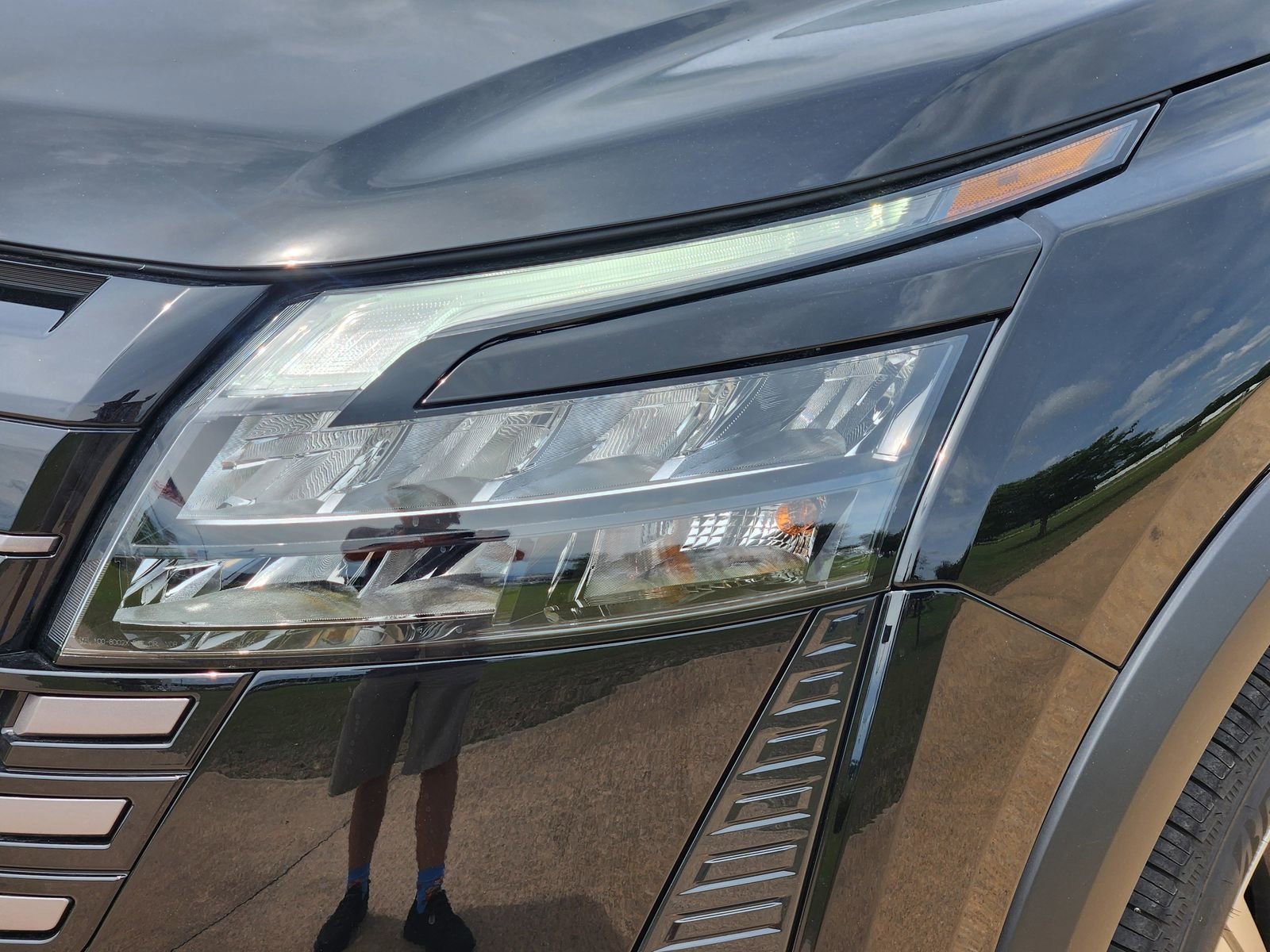 New 2026 Nissan Pathfinder Platinum FWD image 9