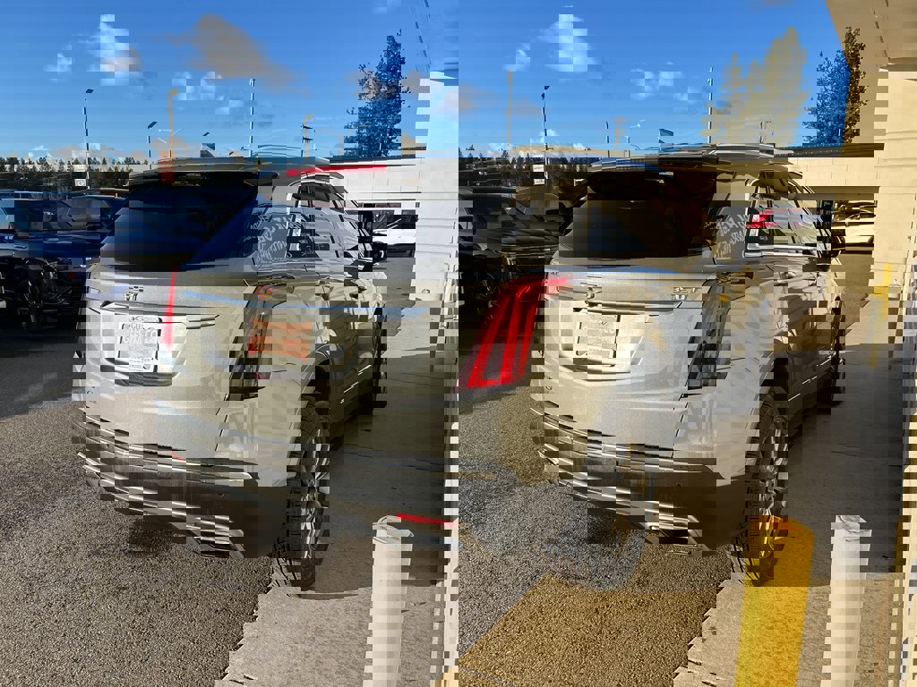 Used 2023 Cadillac XT5 Premium Luxury image 4