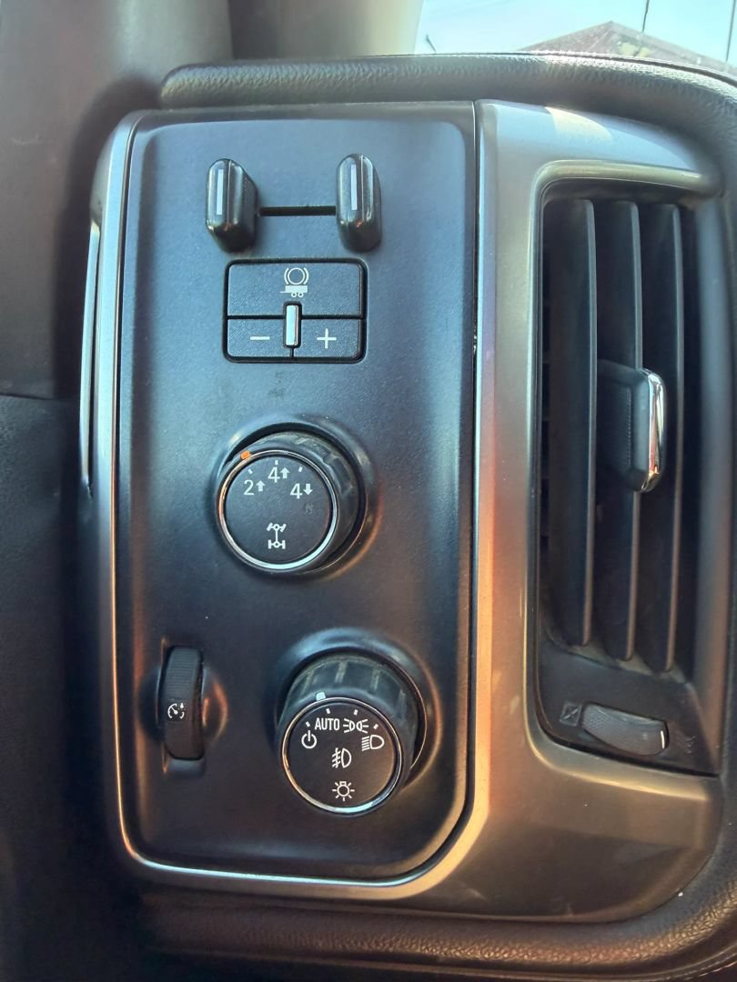 Used 2016 Chevrolet Silverado 3500 LTZ w/ Duramax Plus Package AWD/4WD image 19