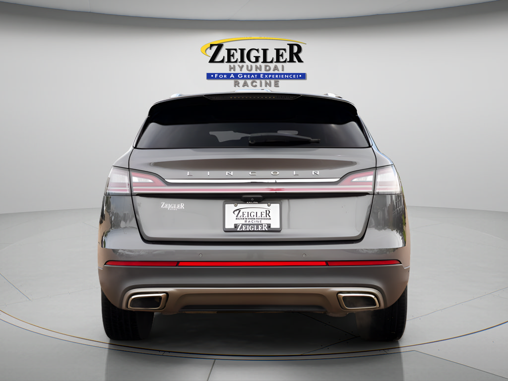 Used 2023 Lincoln Nautilus Reserve AWD/4WD image 6