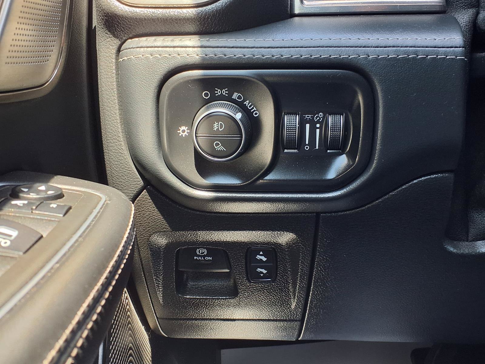 Used 2021 RAM 1500 Limited AWD/4WD image 25