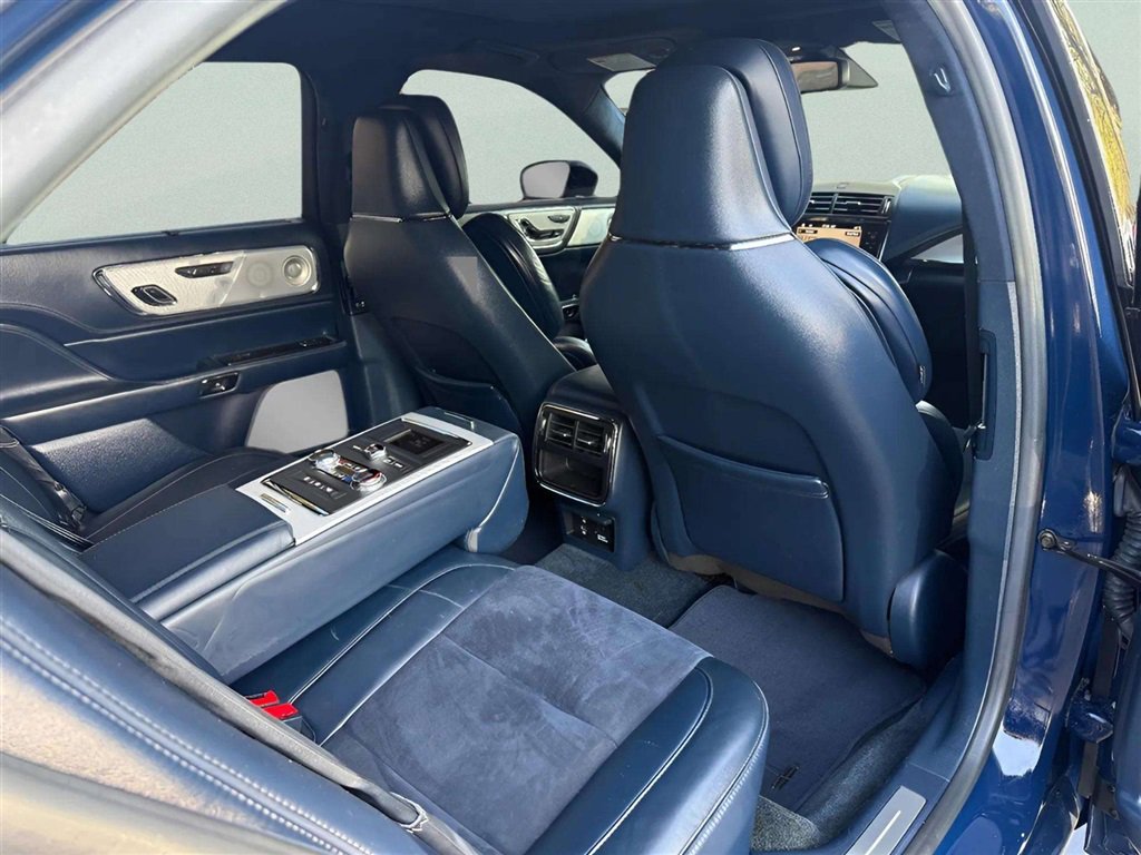 Used 2017 Lincoln Continental Black Label w/ Rear-seat Package AWD/4WD image 25