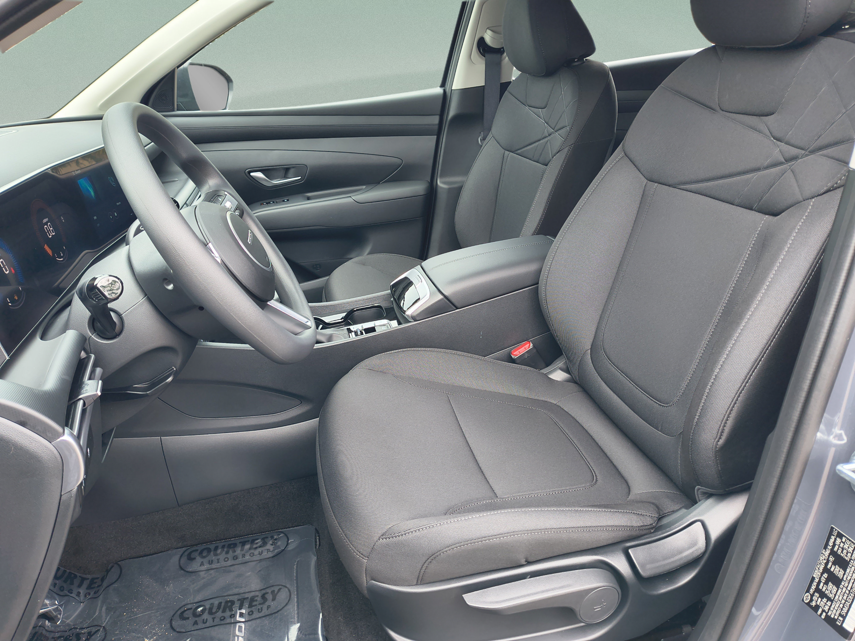 New 2026 Hyundai Tucson SE FWD image 18
