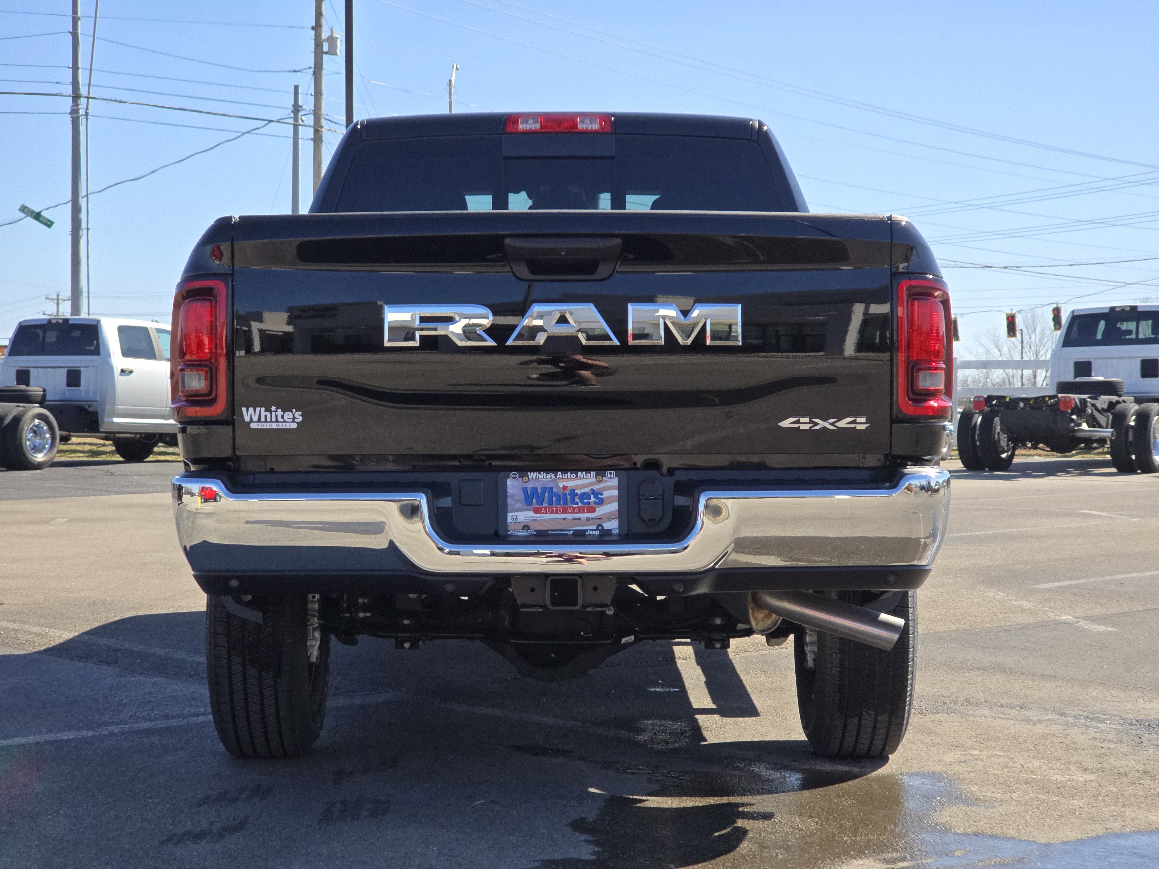 New 2026 RAM 2500 Tradesman AWD/4WD image 18