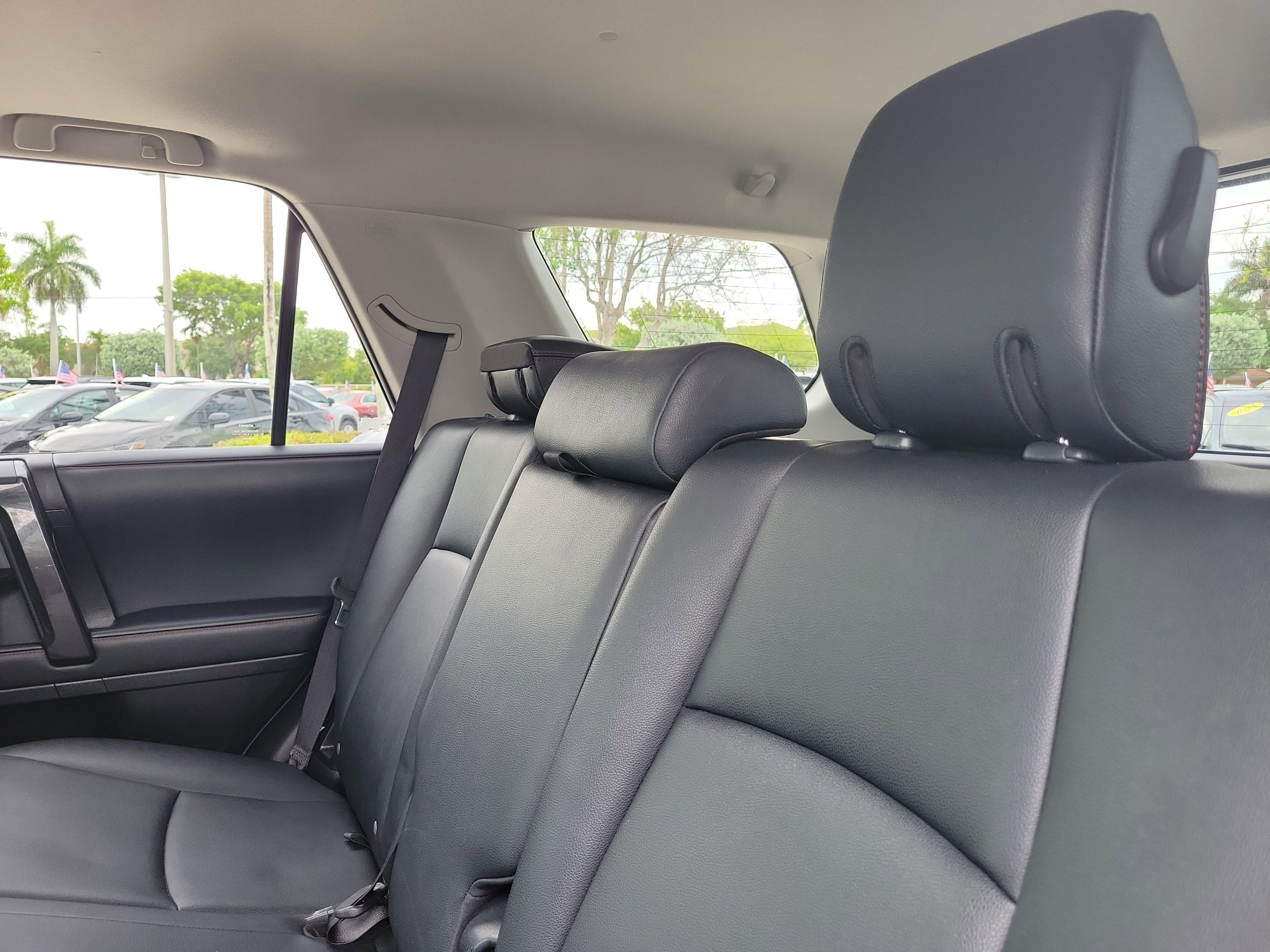 Used 2021 Toyota 4Runner TRD Off-Road Premium w/ Moonroof Package AWD/4WD image 11