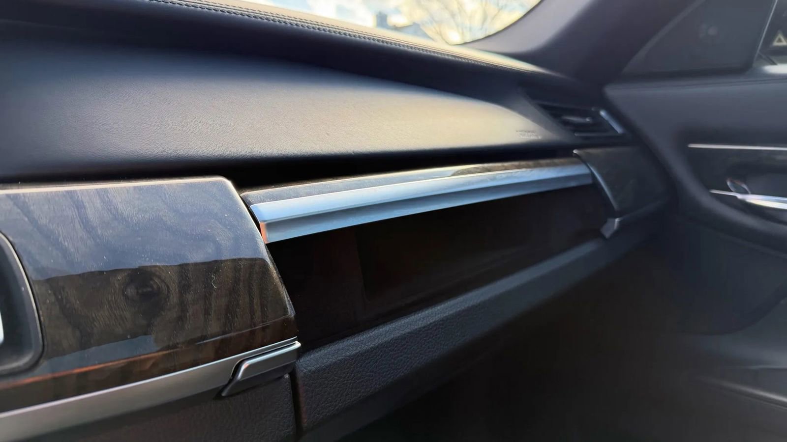 Used 2013 BMW 750i xDrive image 41