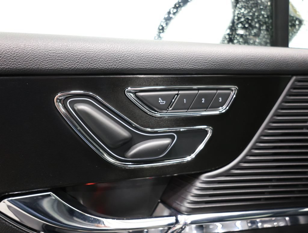 Used 2022 Lincoln Corsair Reserve AWD/4WD image 14