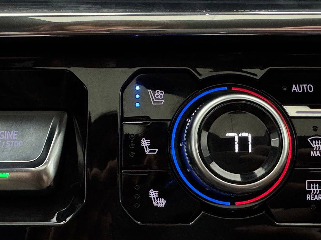 Used 2024 GMC Sierra 2500 Denali Ultimate w/ Max Trailering Package image 6