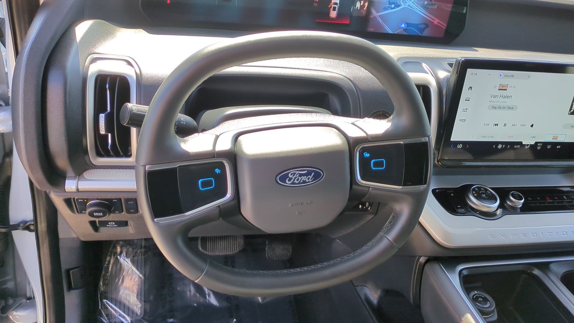 Used 2025 Ford Expedition Active AWD/4WD image 14