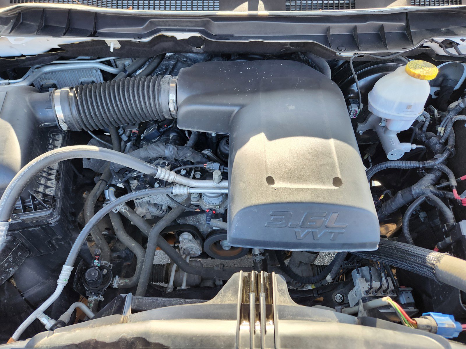 Used 2024 RAM 1500 Classic Warlock image 9