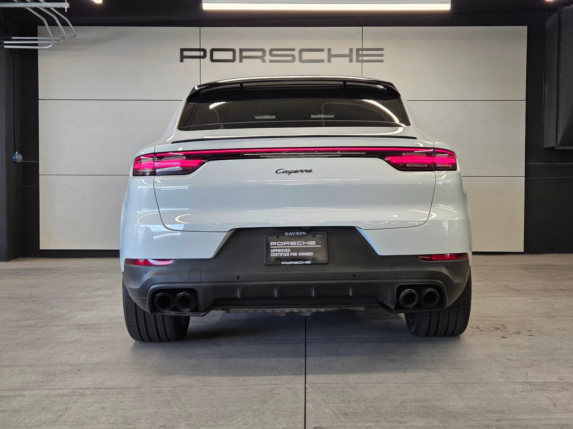 Certified 2023 Porsche Cayenne Coupe AWD/4WD image 7