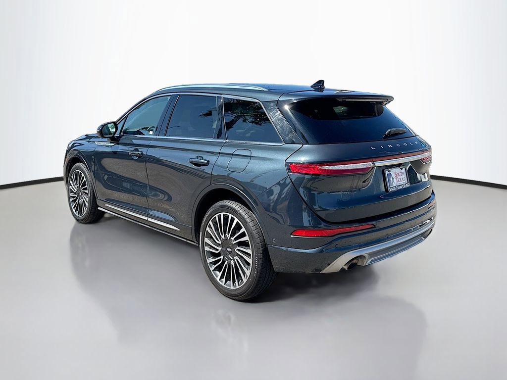 Used 2020 Lincoln Corsair Reserve w/ Equipment Group 201A image 5