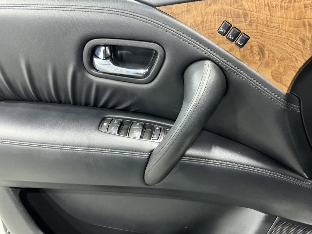 Used 2024 Nissan Armada SL w/ Captain's Chairs Package image 15