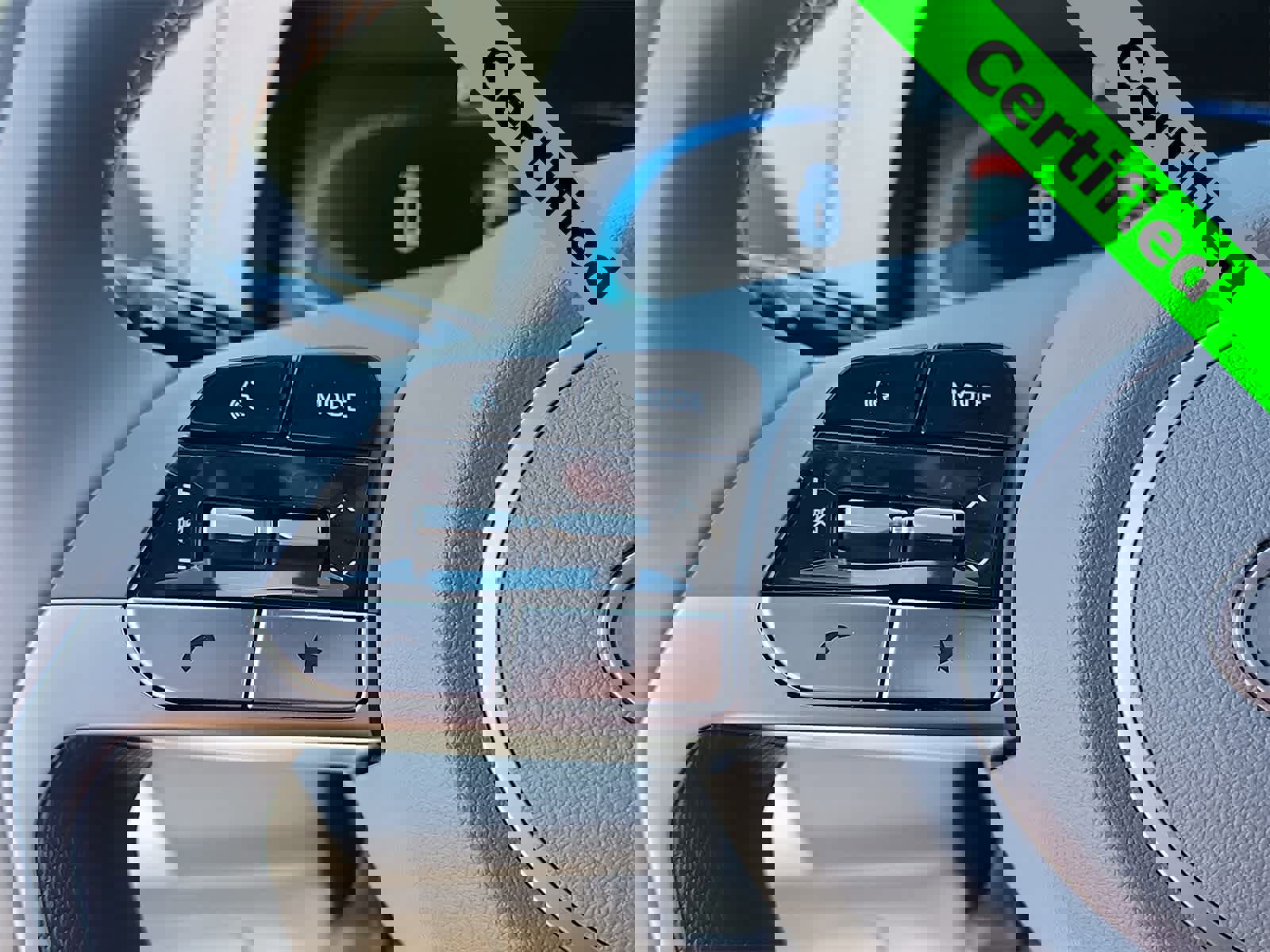 Certified 2025 Hyundai Elantra Sport image 28