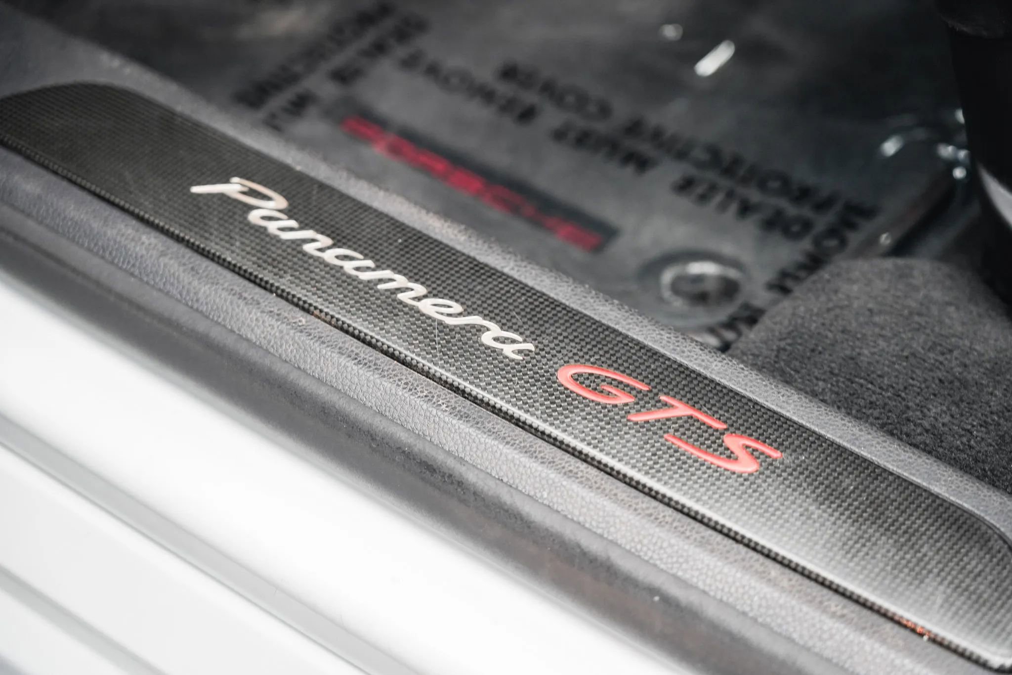 Used 2015 Porsche Panamera GTS w/ Premium Package Plus image 42