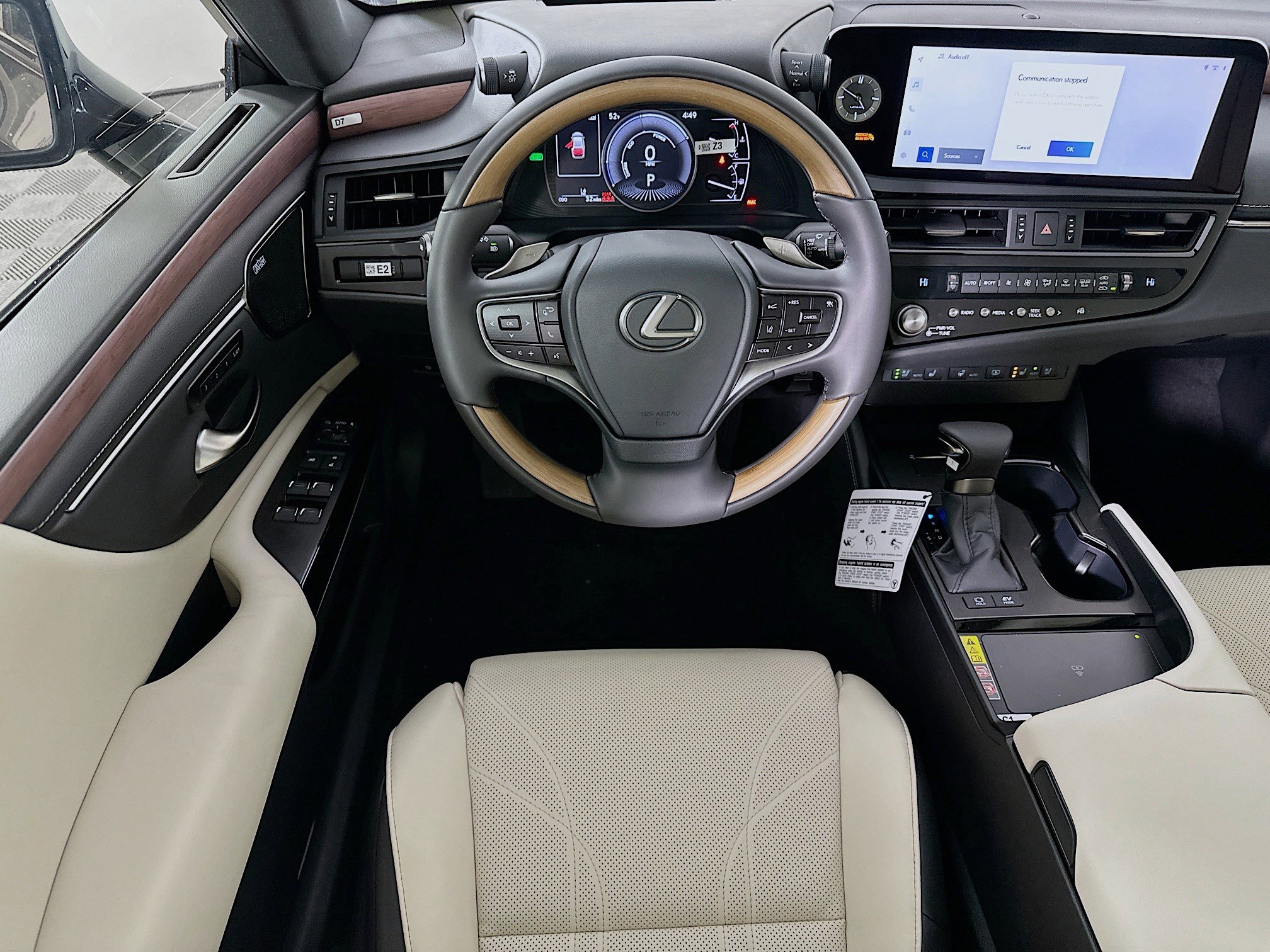 New 2025 Lexus ES 300h w/ Luxury Package image 24