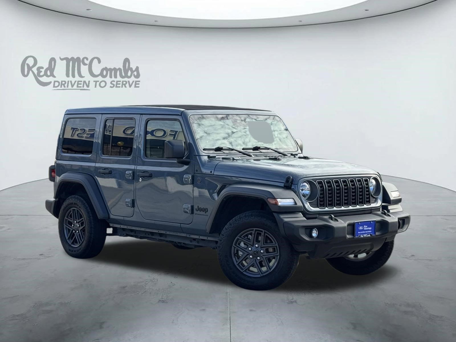 Used 2025 Jeep Wrangler Sport S image 1