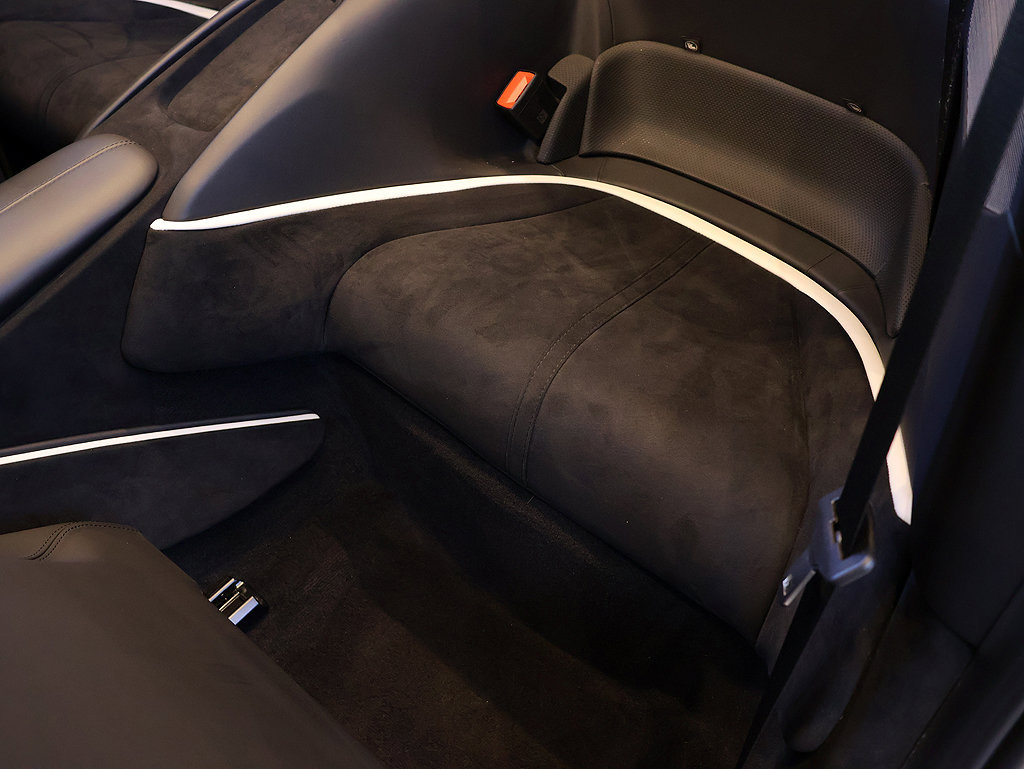 Certified 2024 Ferrari Roma Spider RWD image 63