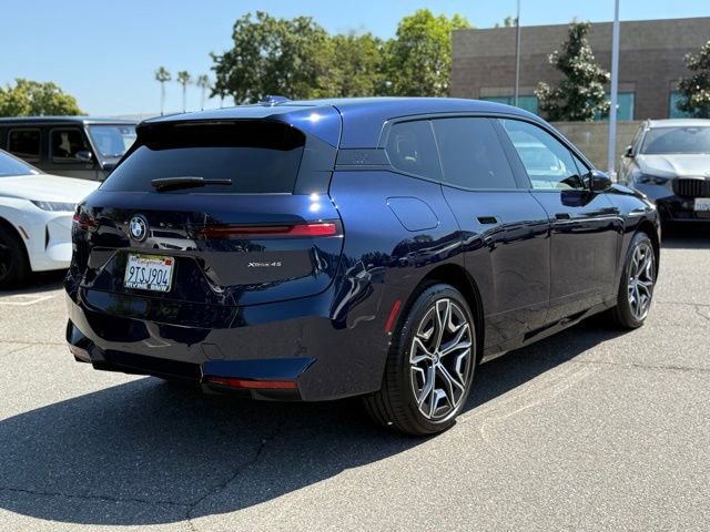 Used 2026 BMW iX xDrive45 w/ Premium Package image 8