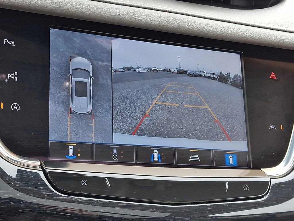 Used 2023 Cadillac XT6 Premium Luxury w/ Technology Package AWD/4WD image 24