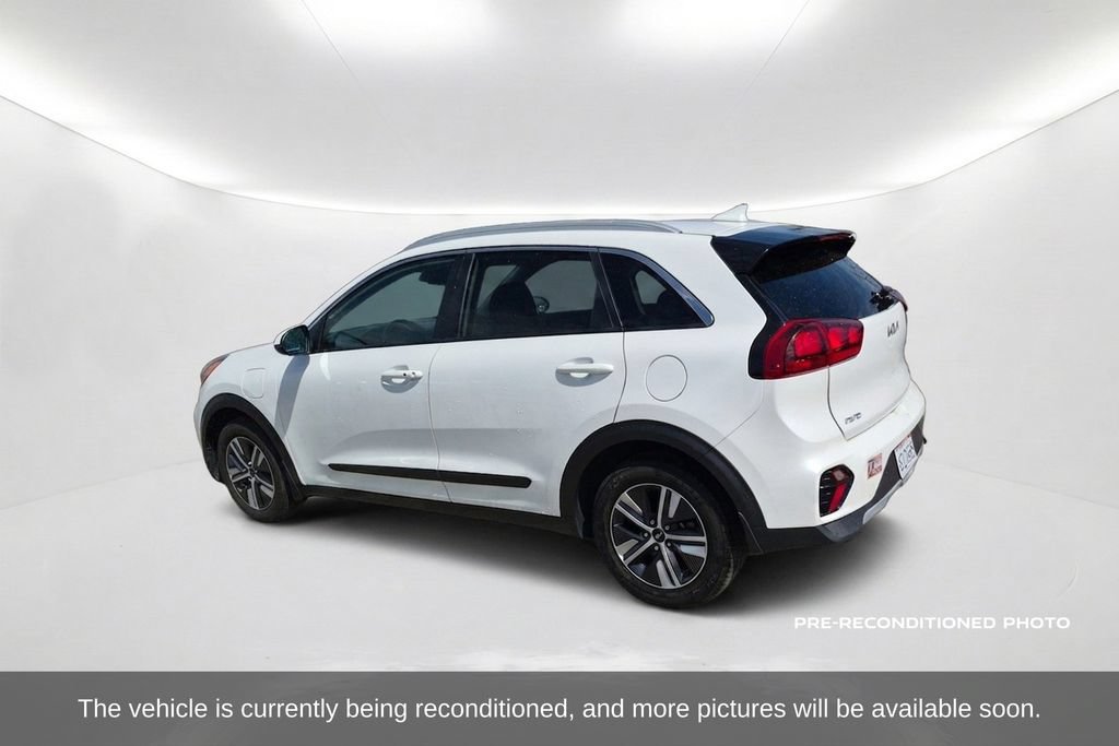 Used 2022 Kia Niro LXS FWD image 8