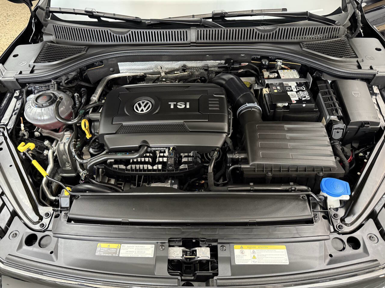 Used 2024 Volkswagen Jetta GLI Autobahn w/ GLI Black Package image 33