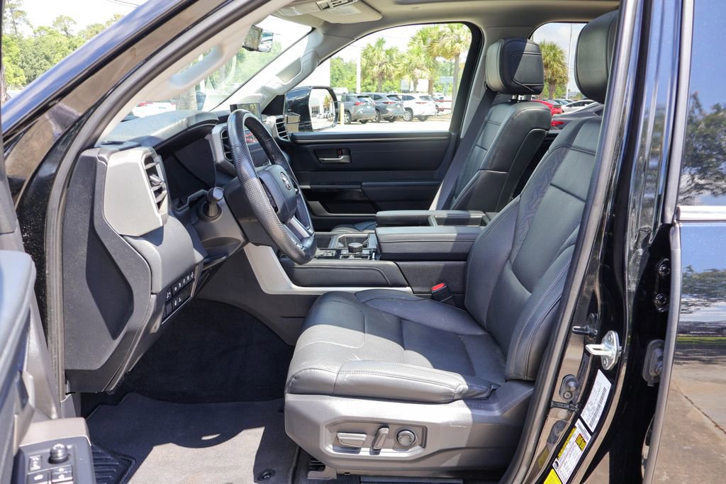 Used 2024 Toyota Tundra Limited AWD/4WD image 8