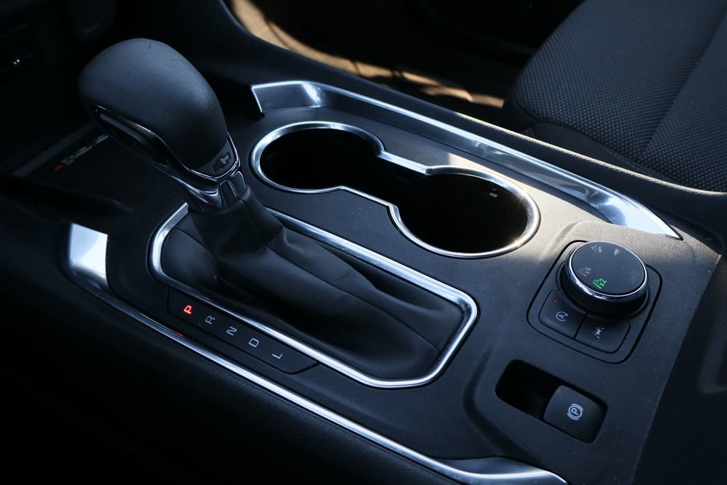 Used 2022 Chevrolet Traverse LT w/ LPO, Floor Liner Package image 17