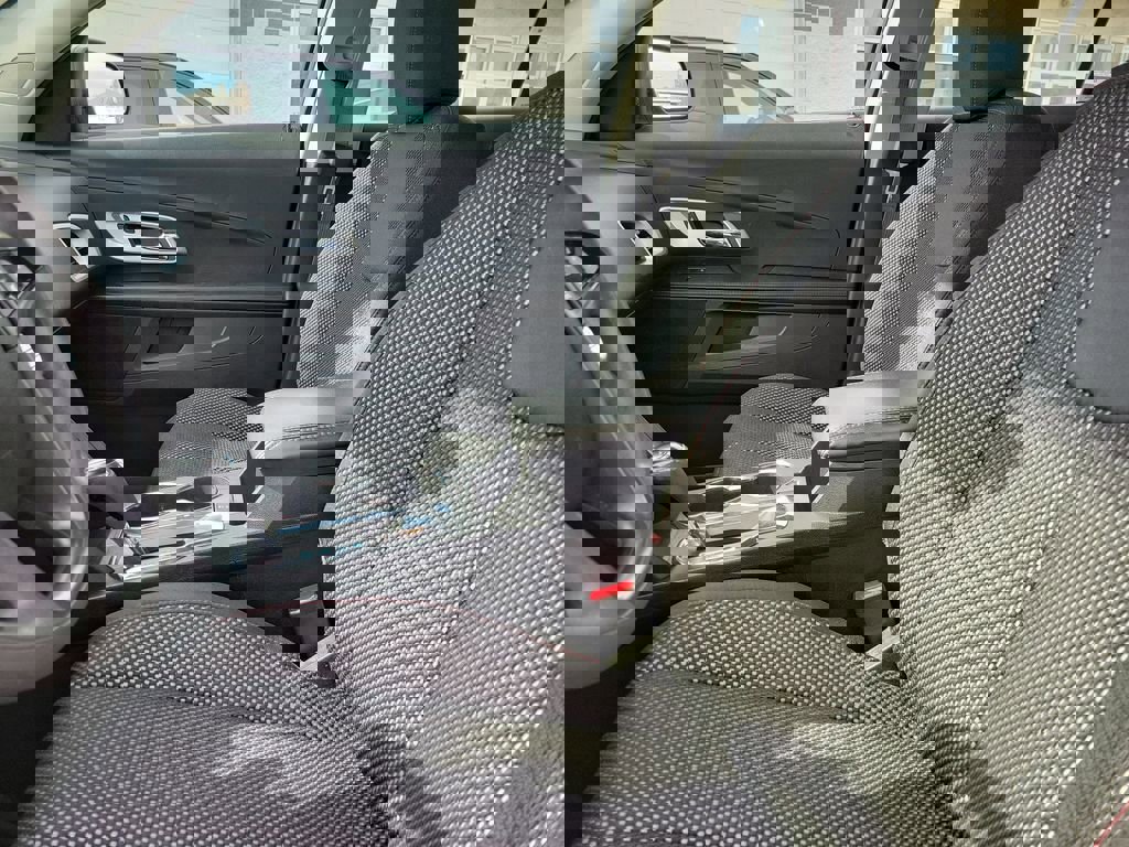 Used 2016 Chevrolet Equinox LS AWD/4WD image 18