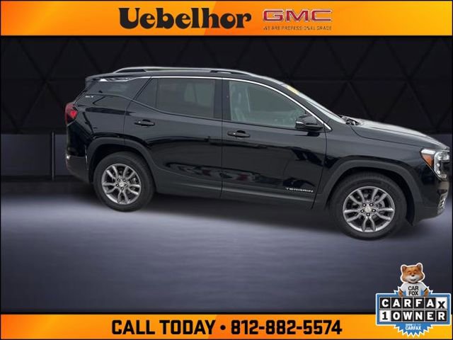 Used 2024 GMC Terrain SLT AWD/4WD image 12