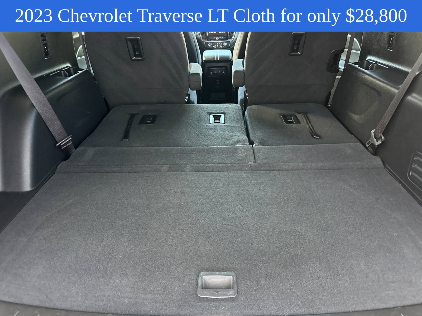 Used 2023 Chevrolet Traverse LT FWD image 17