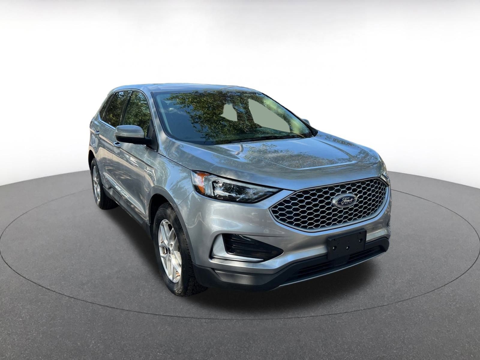 Used 2024 Ford Edge SEL