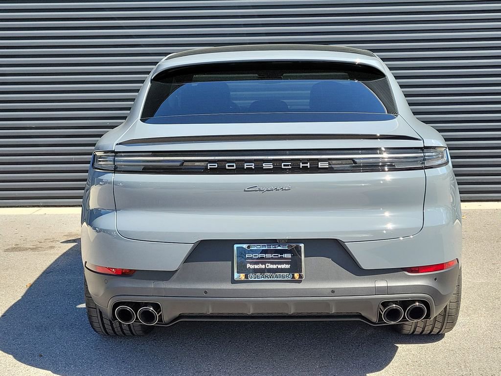 New 2026 Porsche Cayenne Coupe image 4
