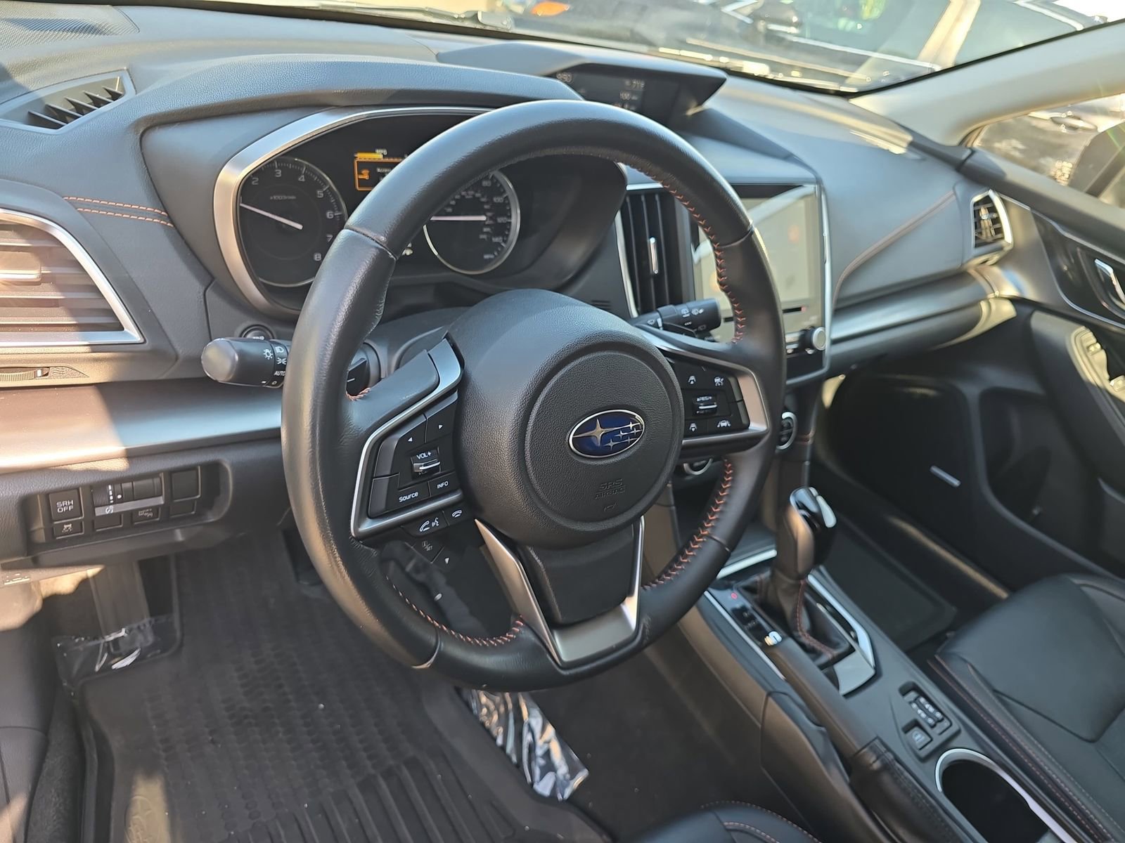 Used 2019 Subaru Crosstrek 2.0i Limited w/ Moonroof Package w/Navigation AWD/4WD image 19