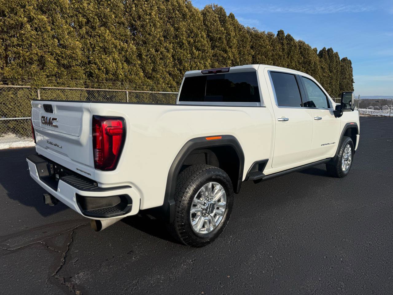 Used 2022 GMC Sierra 2500 Denali AWD/4WD image 5