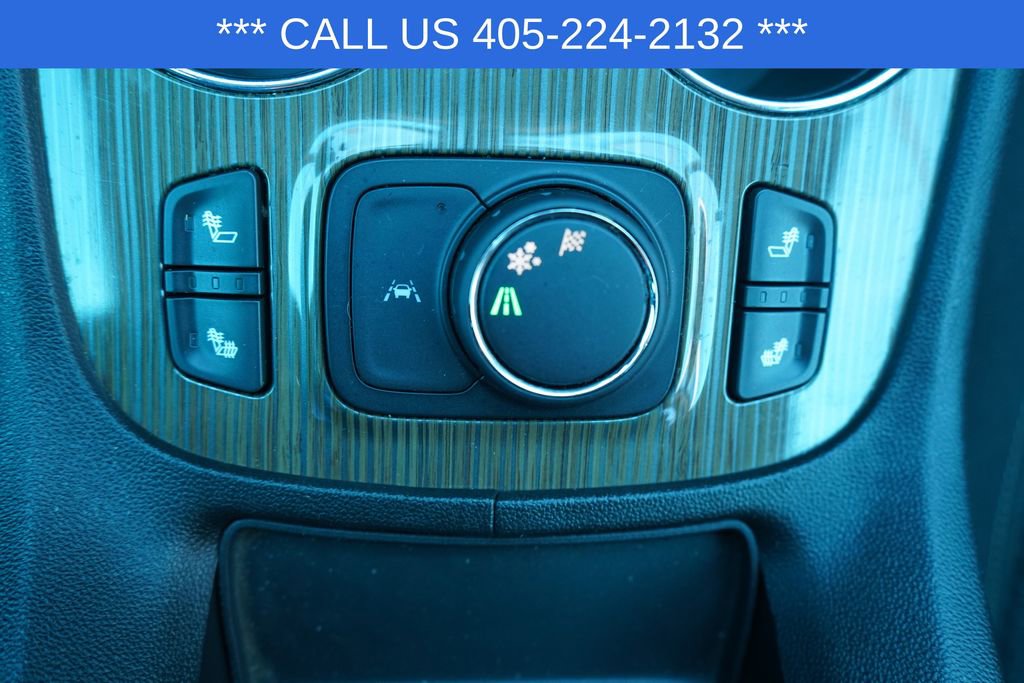 Used 2023 GMC Acadia SLE w/ Driver Convenience Package FWD image 42