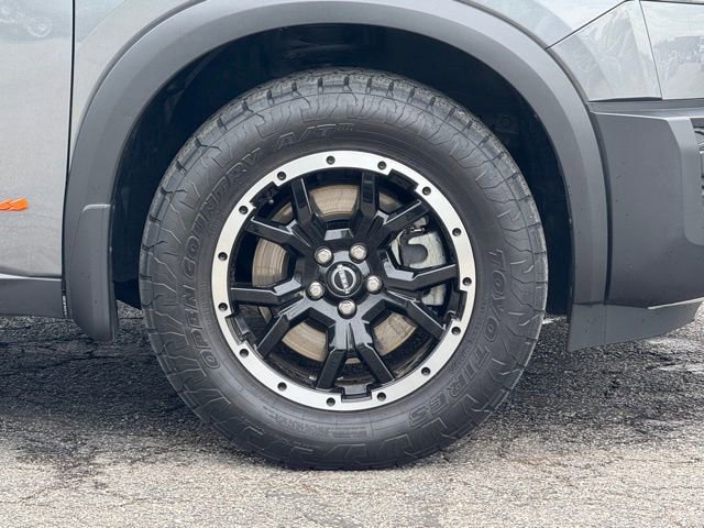 Used 2023 Nissan Pathfinder Rock Creek AWD/4WD image 3