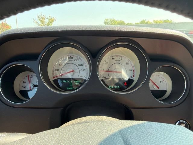 Used 2014 Dodge Challenger R/T RWD image 12